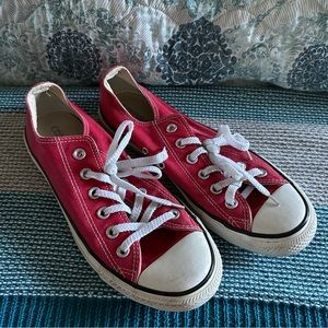 Used red converse. Womens 9.